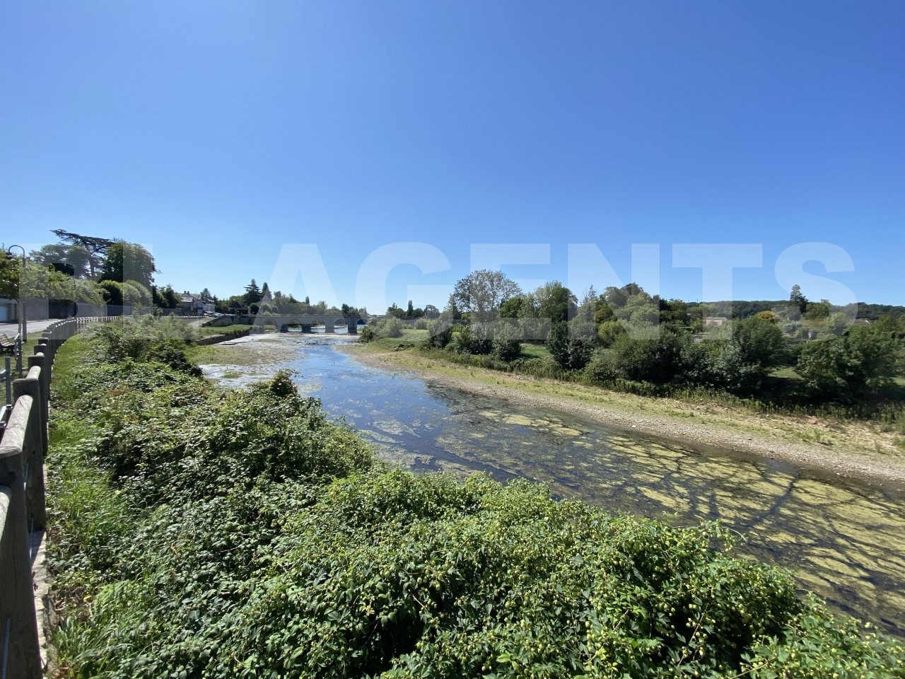 Vente Maison à Descartes 2 pièces