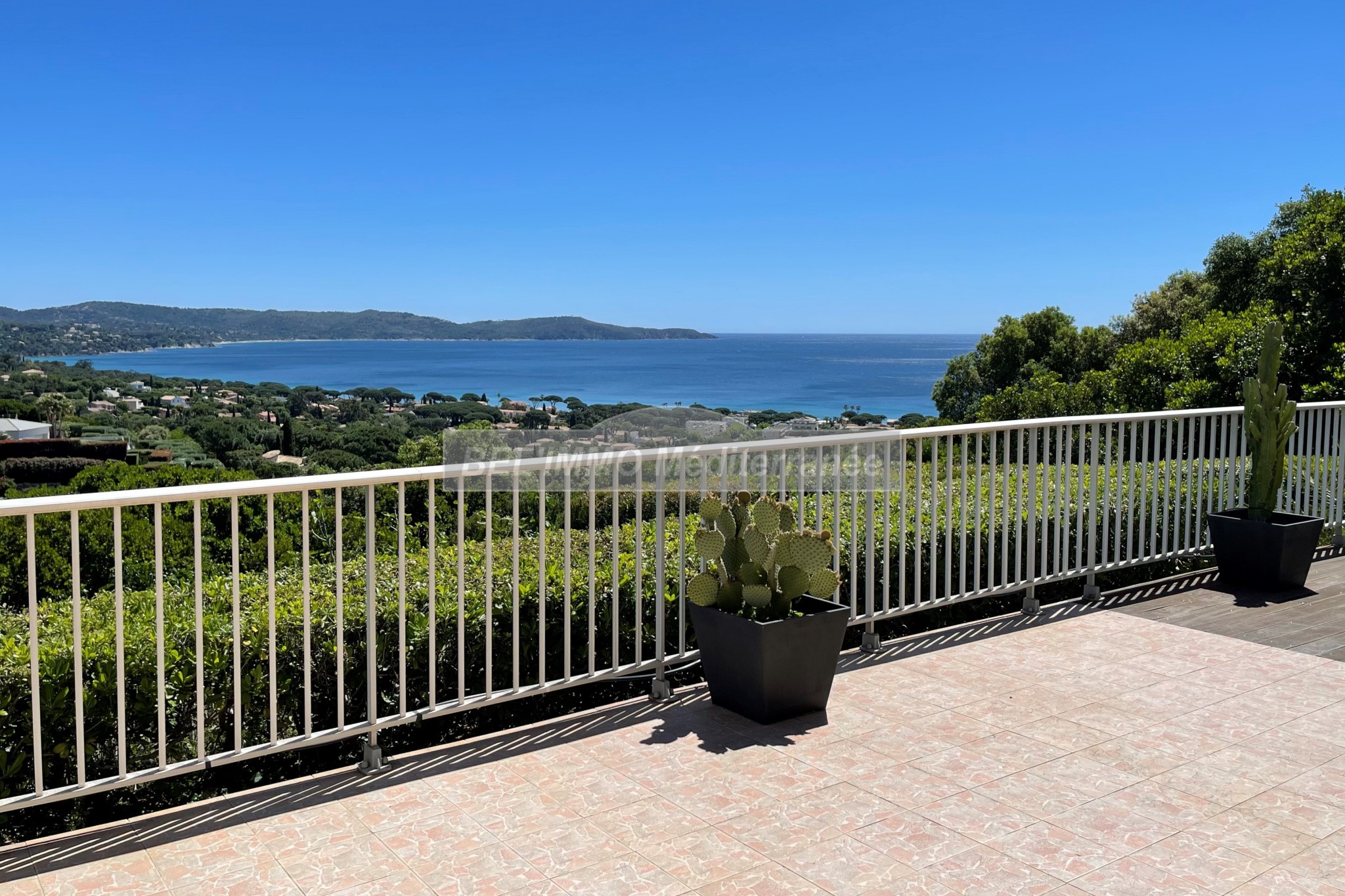 Location Appartement à Cavalaire-sur-Mer 2 pièces