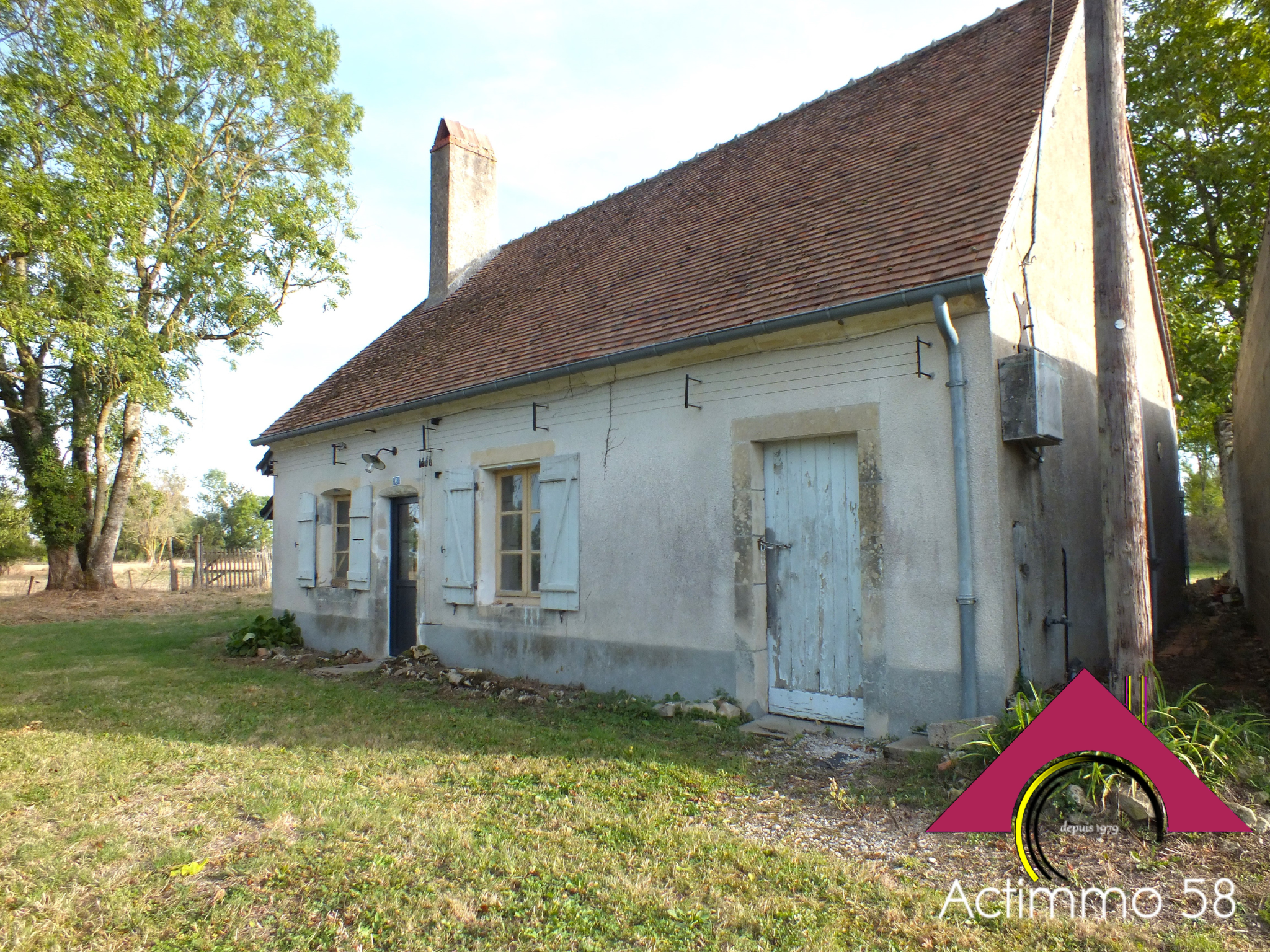 Vente Maison à Nérondes 1 pièce