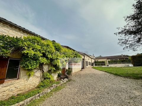 Vente Maison à Saint-Quentin-de-Caplong 16 pièces