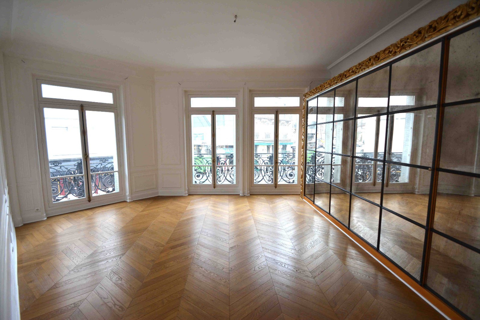 Vente Appartement à Paris Élysée  8e arrondissement 5 pièces