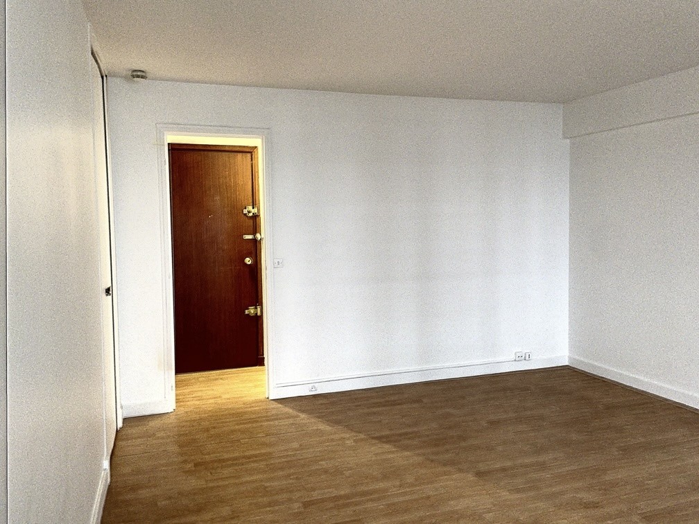 Vente Appartement à Paris Vaugirard 15e arrondissement 1 pièce