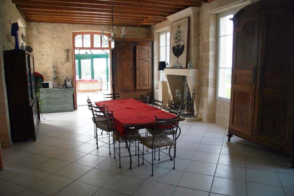 Vente Maison à Plassac 8 pièces