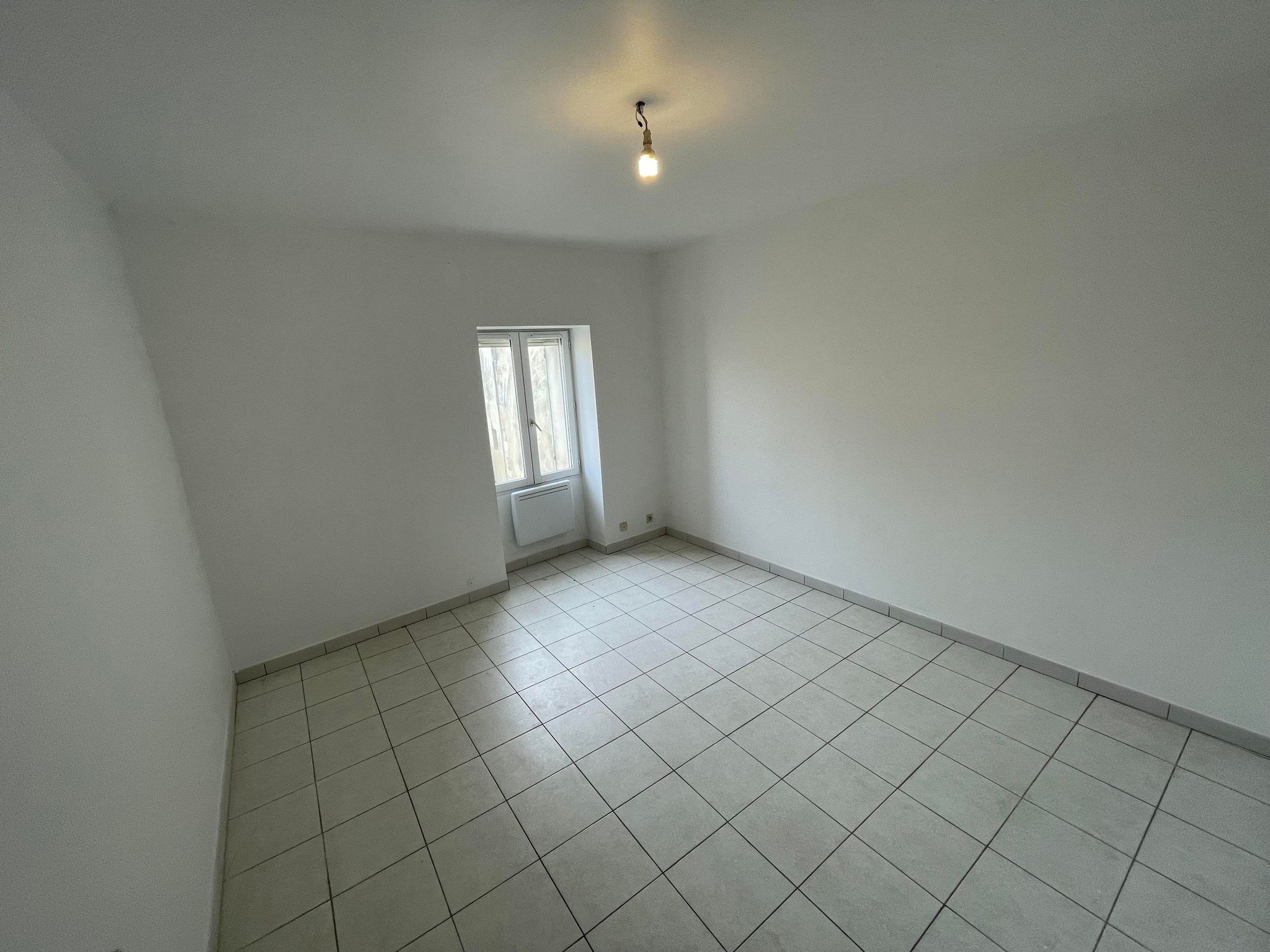 Location Appartement à Saint-Paul-Trois-Châteaux 2 pièces