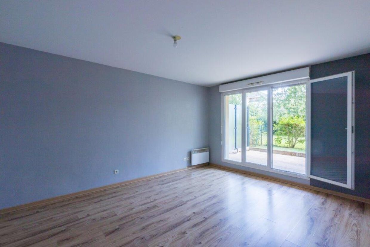 Vente Appartement à Saint-Jean-de-la-Ruelle 2 pièces