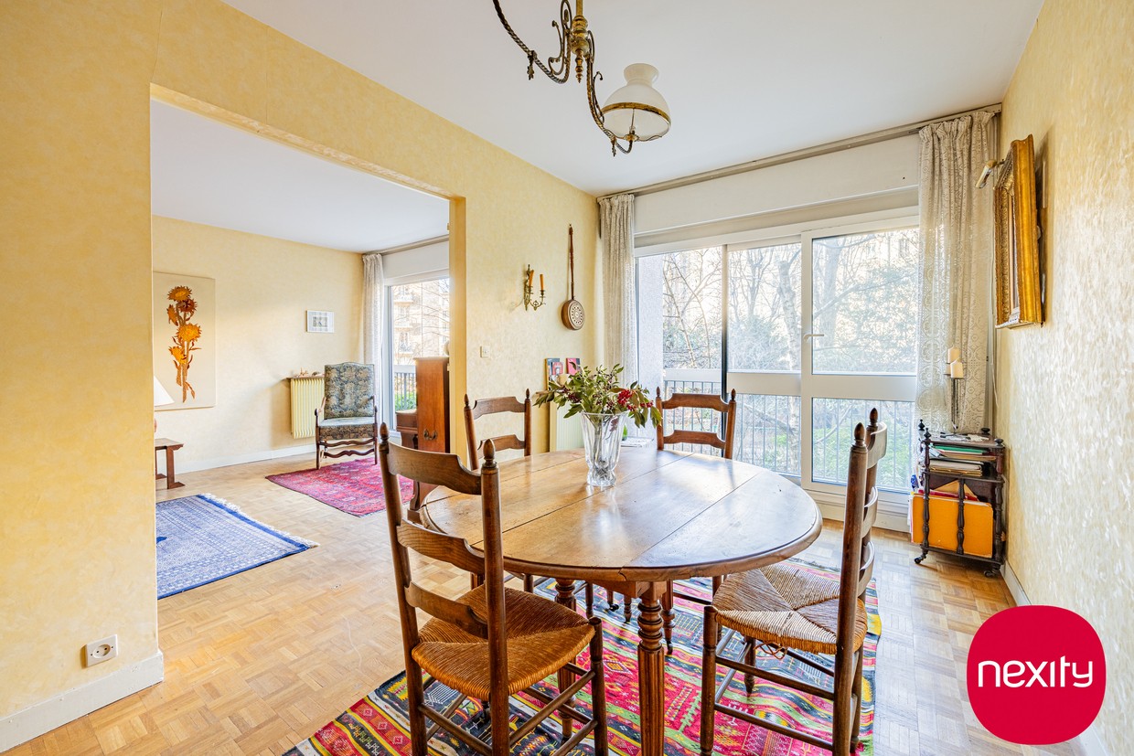 Vente Appartement à Paris Butte-Montmartre 18e arrondissement 5 pièces