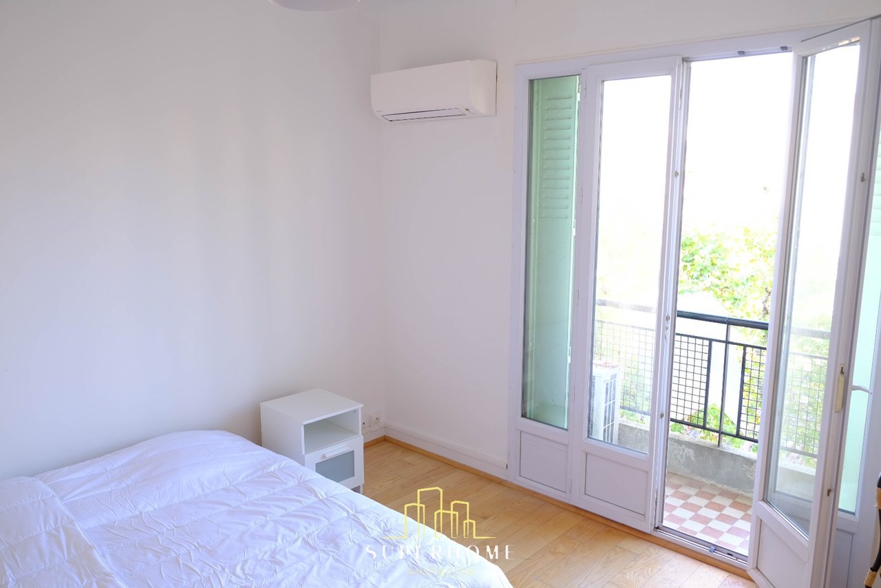 Location Appartement à Marseille 5e arrondissement 4 pièces