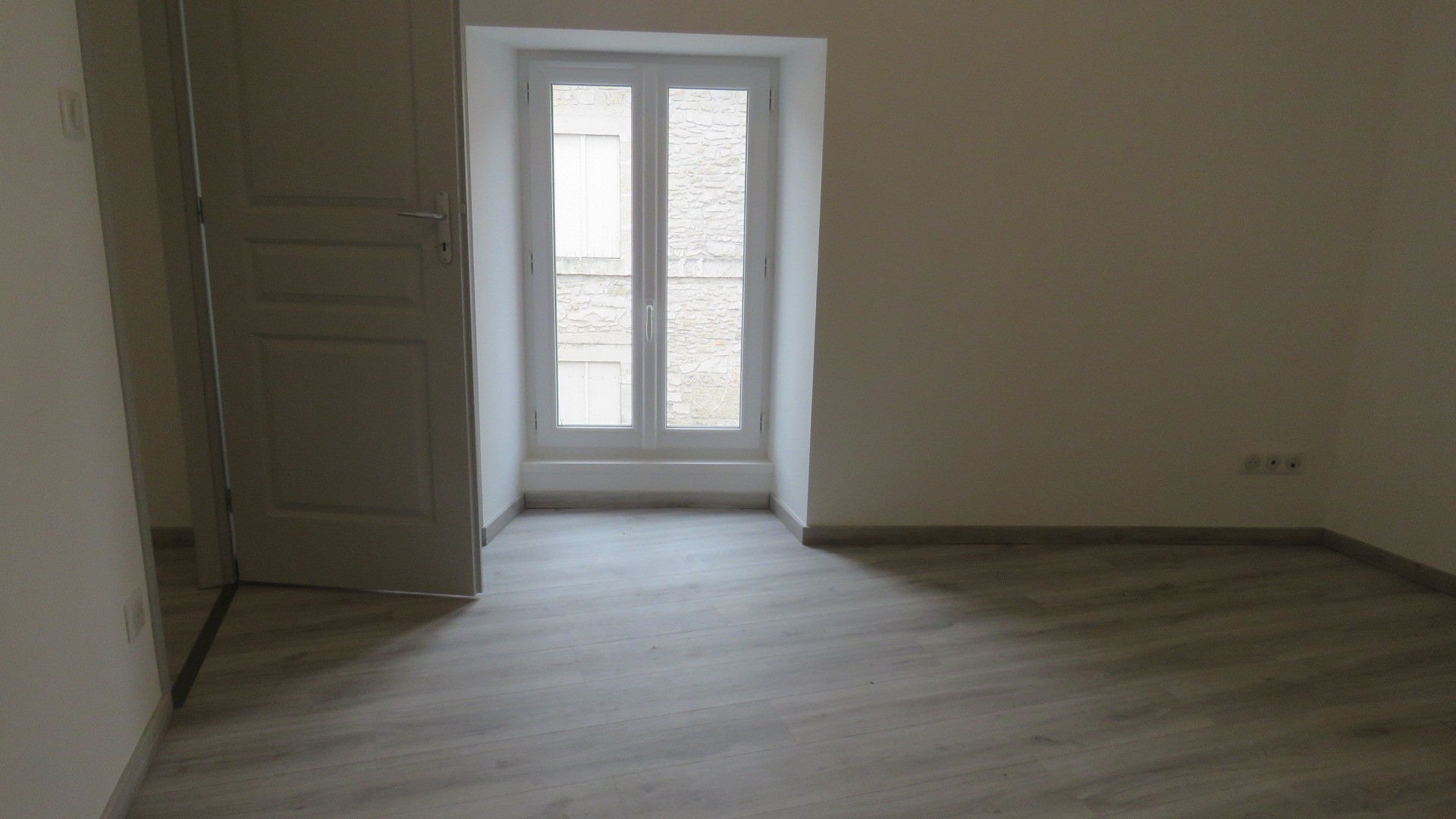 Location Appartement à Savignac-les-Églises 2 pièces