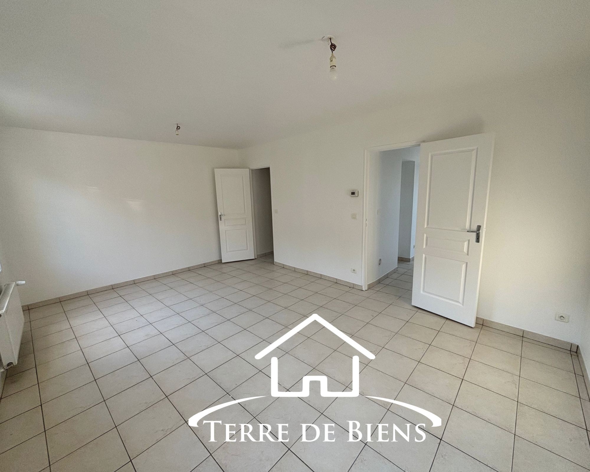 Location Appartement à Vic-sur-Aisne 2 pièces