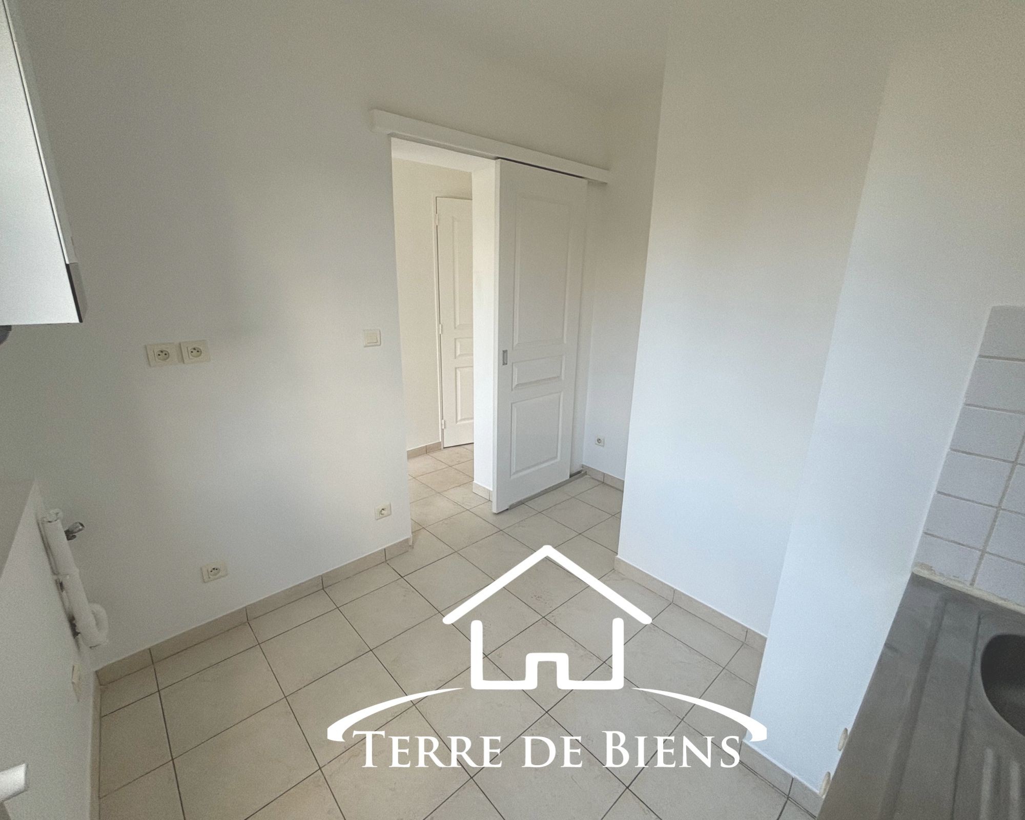 Location Appartement à Vic-sur-Aisne 2 pièces