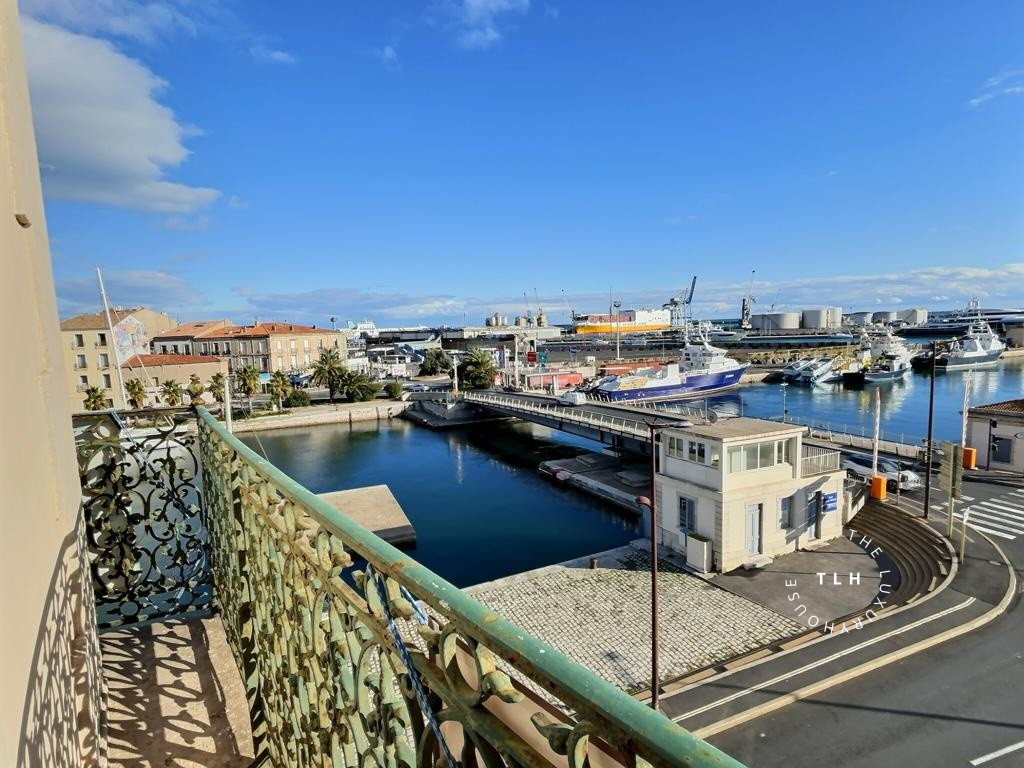 Vente Appartement à Sète 8 pièces