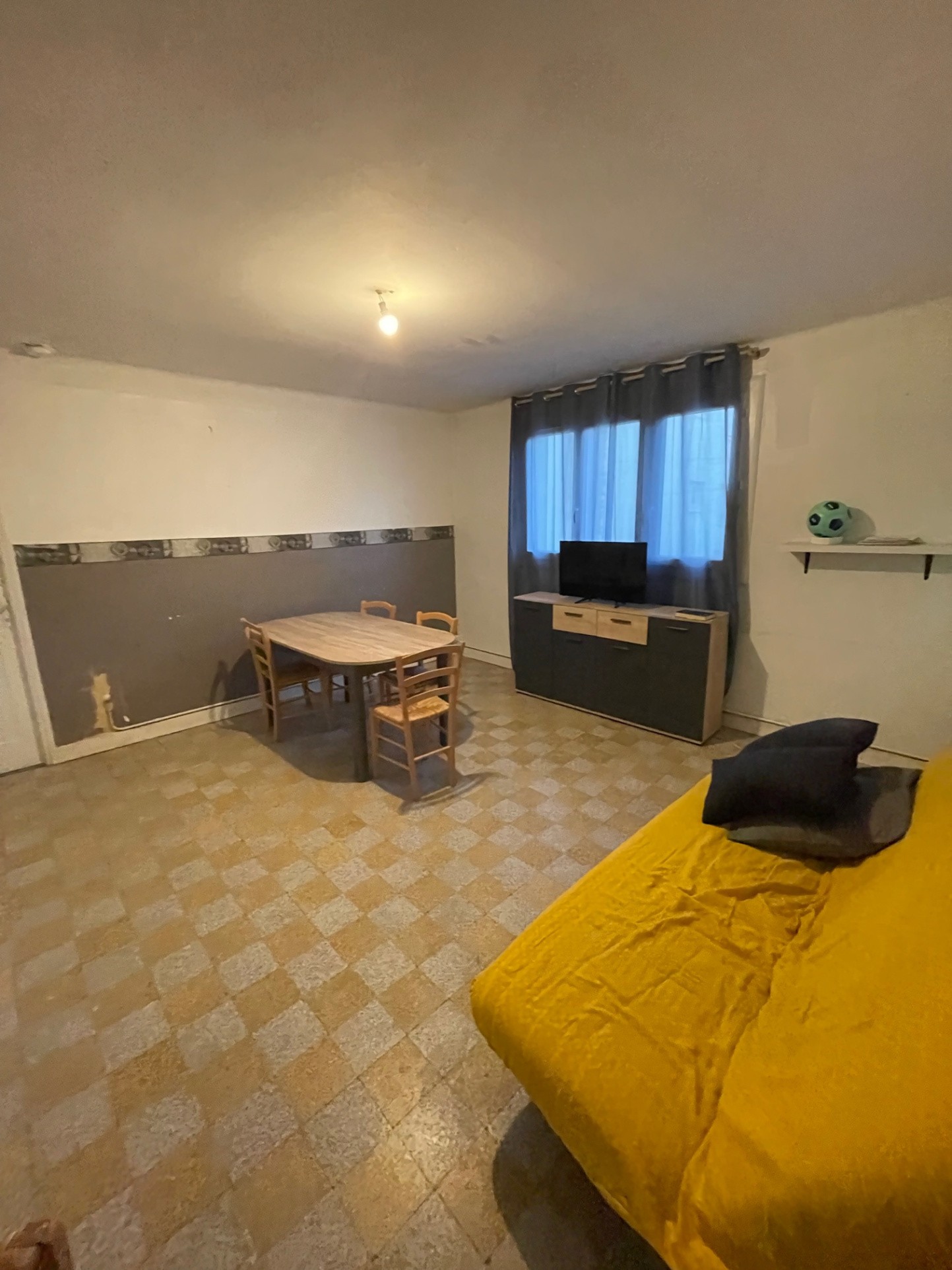 Vente Appartement à Pont-Saint-Esprit 4 pièces