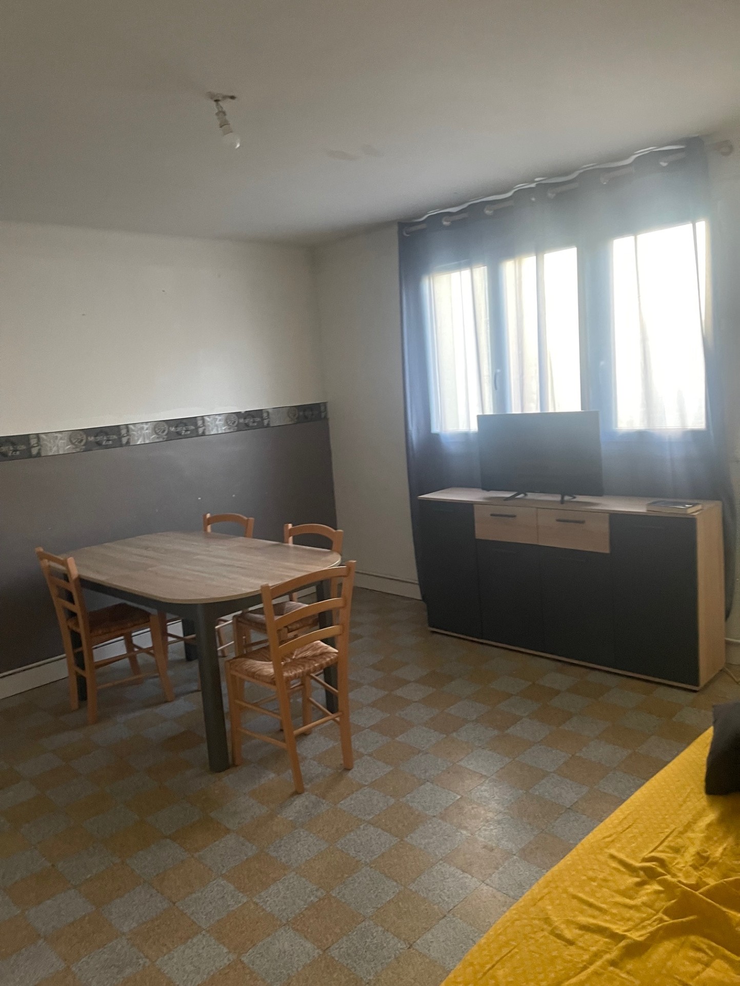 Vente Appartement à Pont-Saint-Esprit 4 pièces