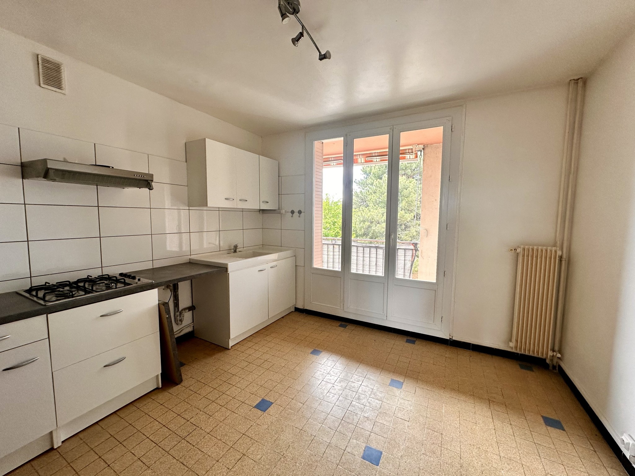 Vente Appartement à Pont-Saint-Esprit 4 pièces