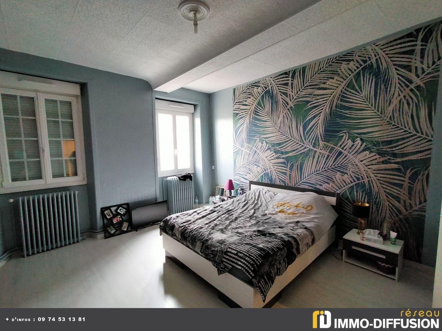 Vente Maison à Courcité 8 pièces