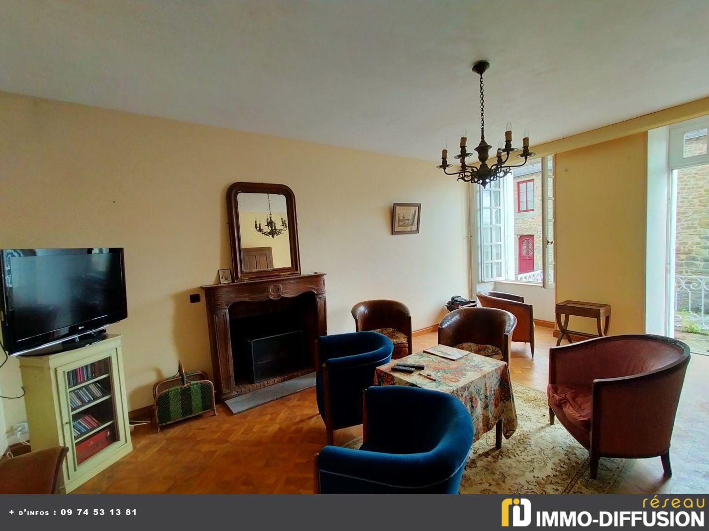 Vente Maison à Courcité 7 pièces