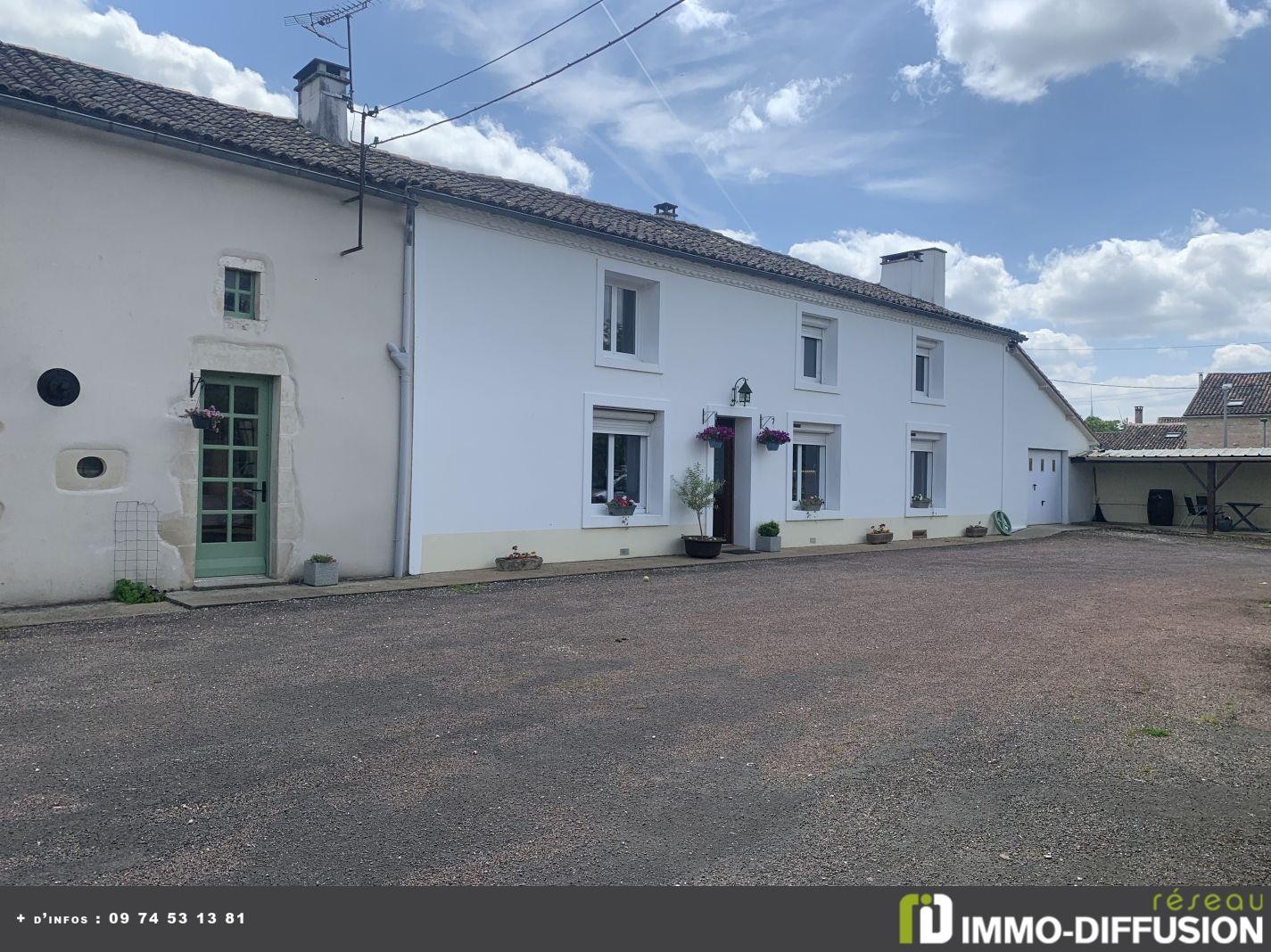 Vente Maison à Sauzé-Vaussais 9 pièces