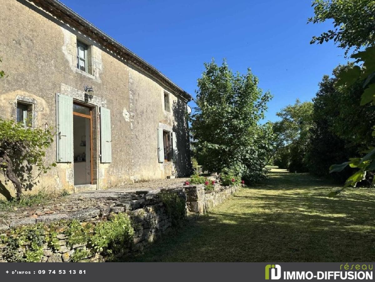 Vente Maison à Aunac 7 pièces