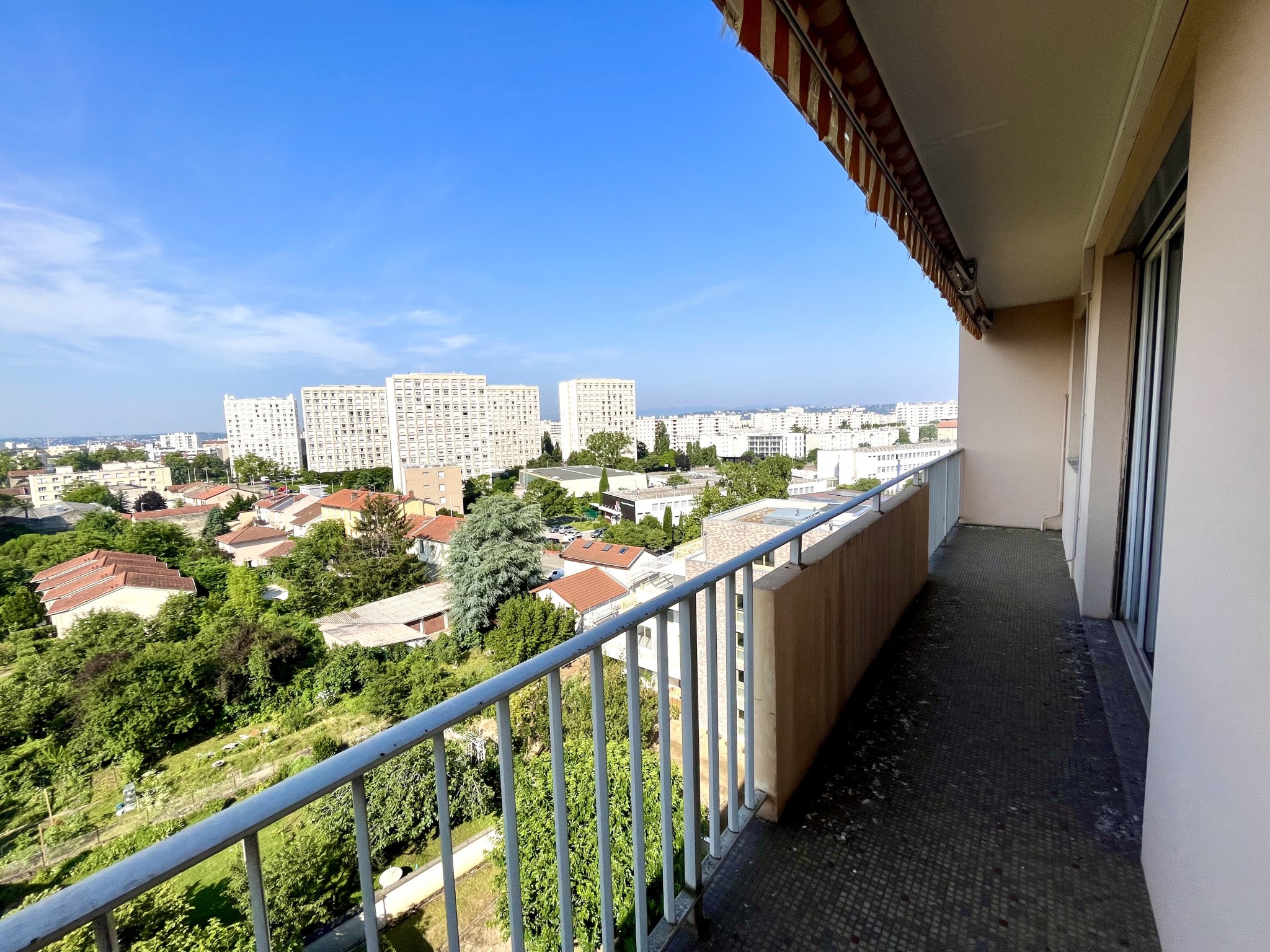 Vente Appartement à Lyon 8e arrondissement 4 pièces