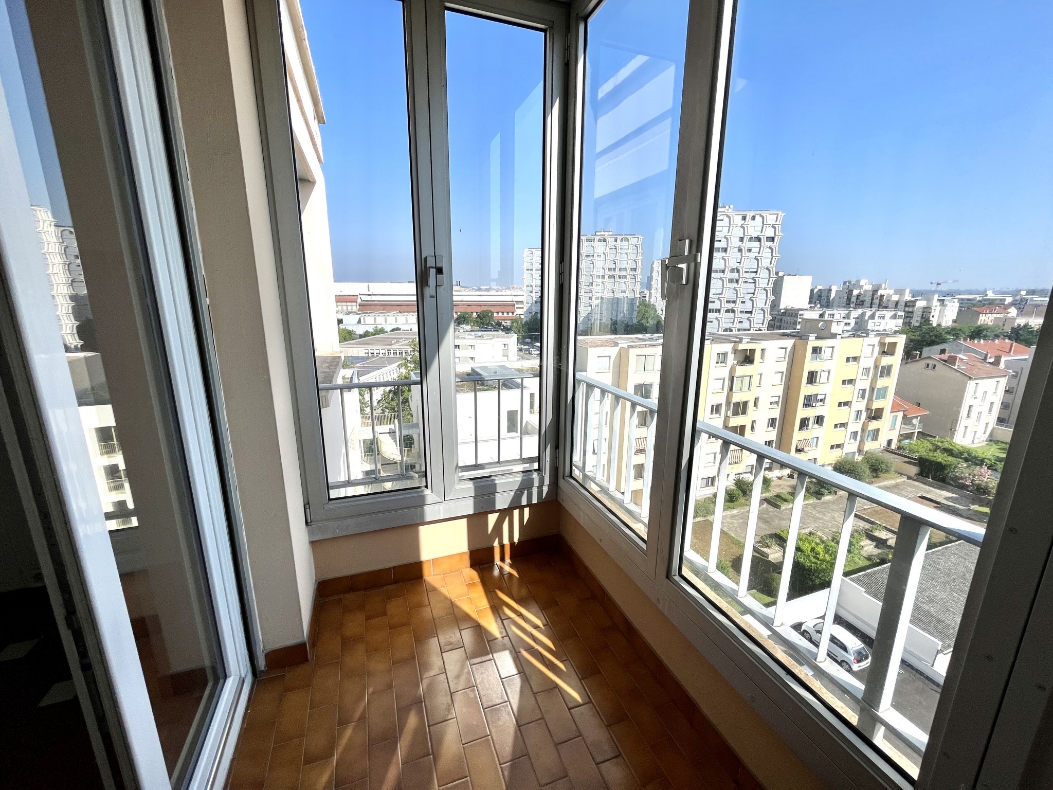 Vente Appartement à Lyon 8e arrondissement 4 pièces