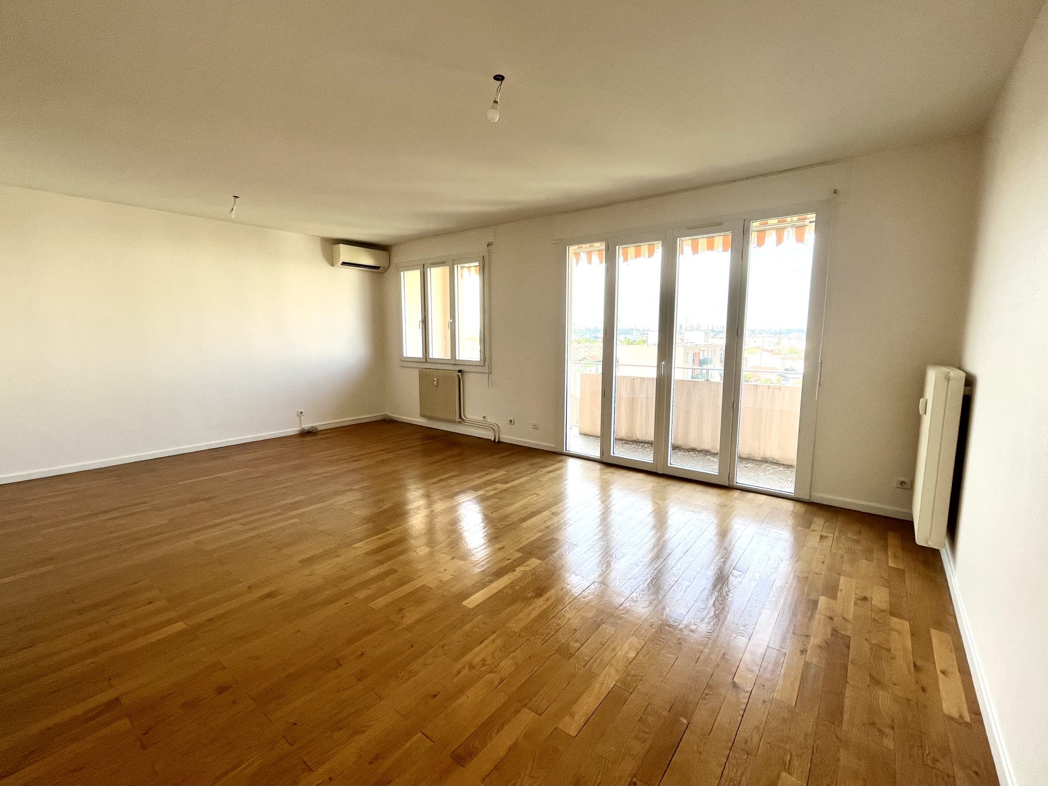 Vente Appartement à Lyon 8e arrondissement 4 pièces