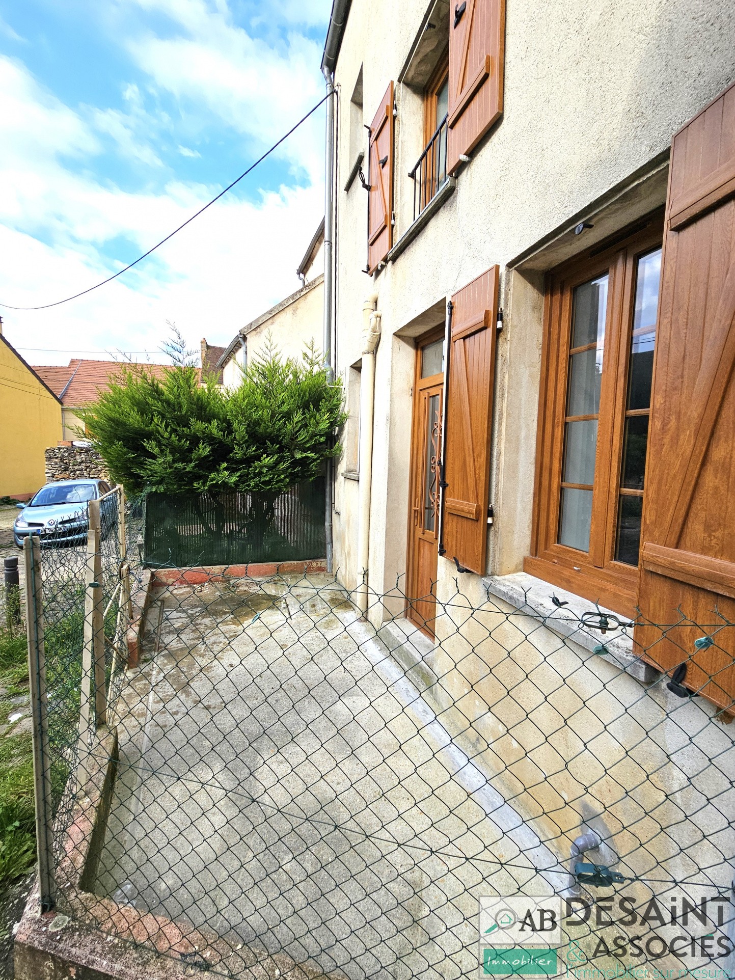 Vente Maison à Villeneuve-le-Comte 5 pièces