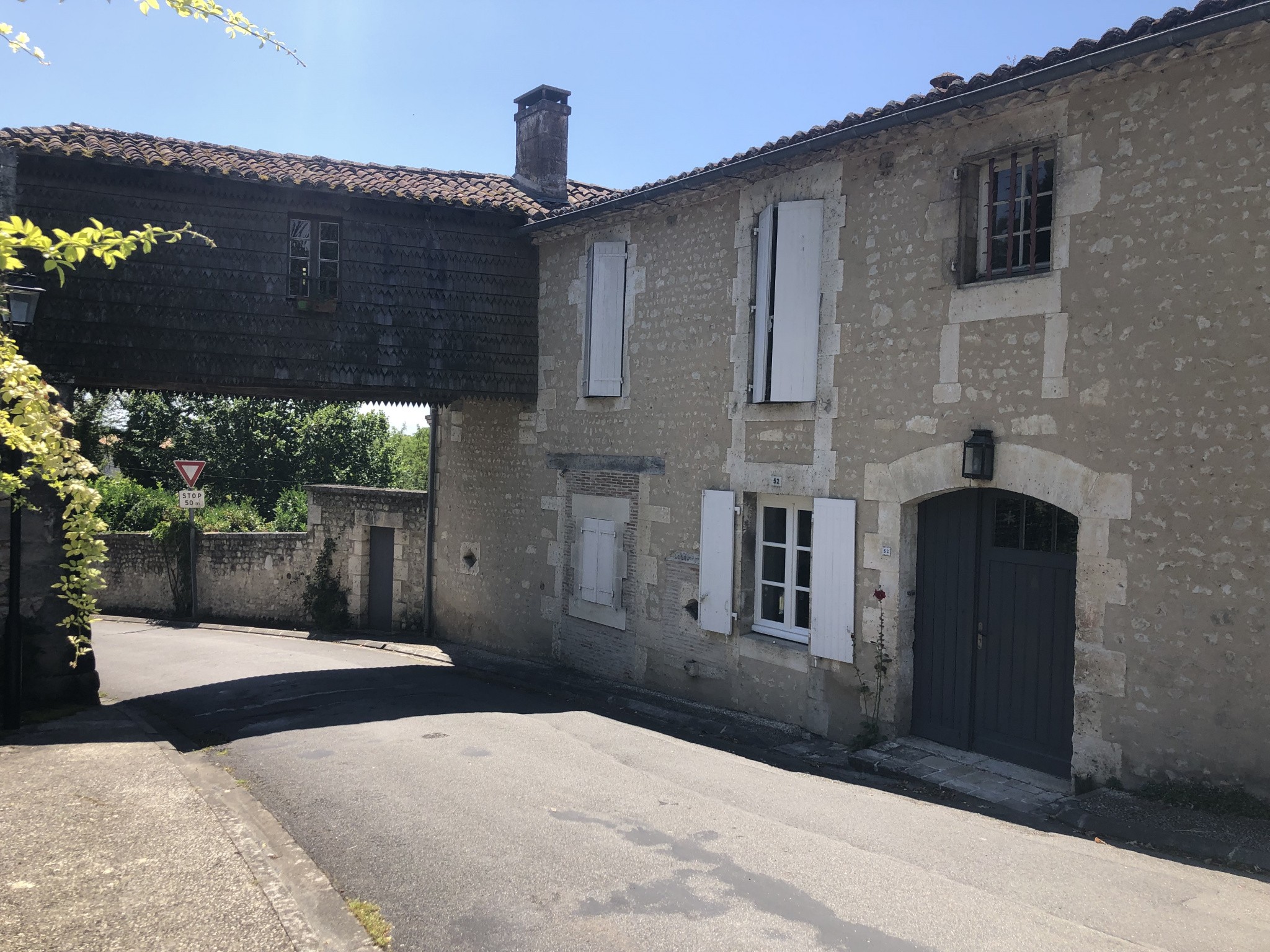 Vente Maison à Montmoreau-Saint-Cybard 9 pièces