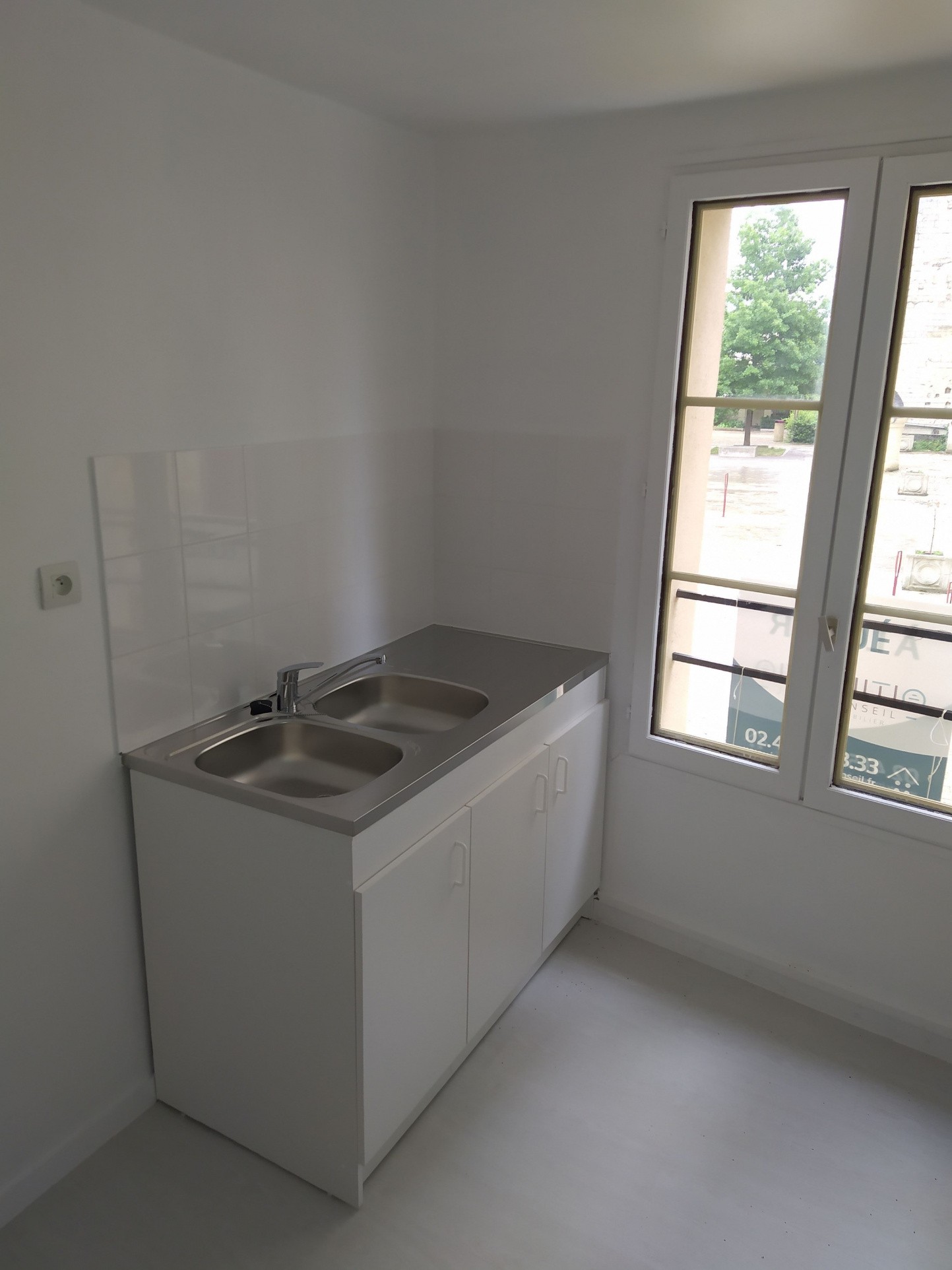 Location Appartement à le Puy-Notre-Dame 2 pièces