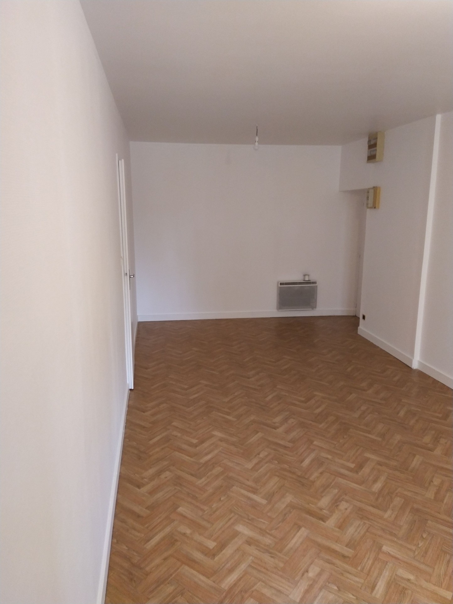 Location Appartement à le Puy-Notre-Dame 2 pièces