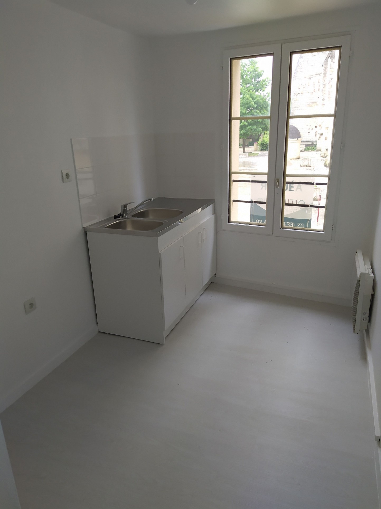 Location Appartement à le Puy-Notre-Dame 2 pièces