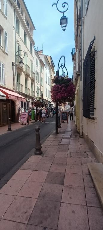 Vente Bureau / Commerce à Antibes 0 pièce