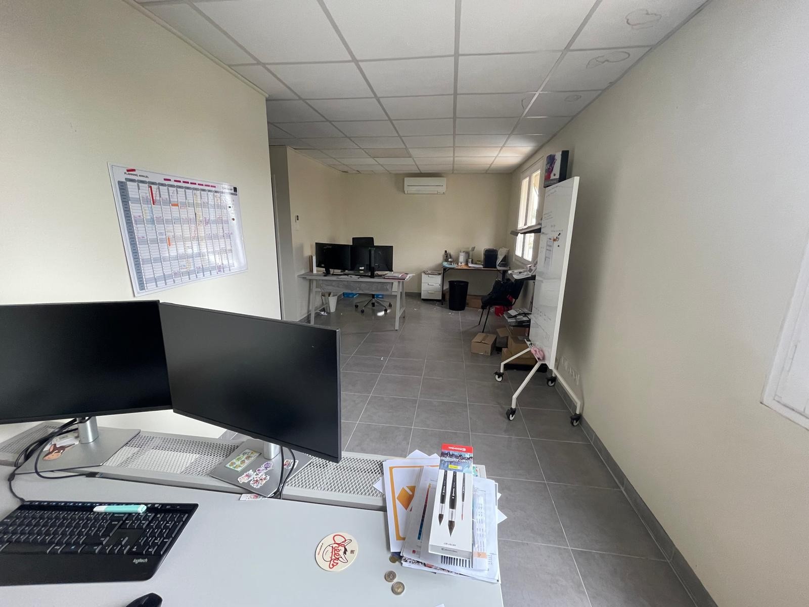 Vente Bureau / Commerce à Vauvert 0 pièce