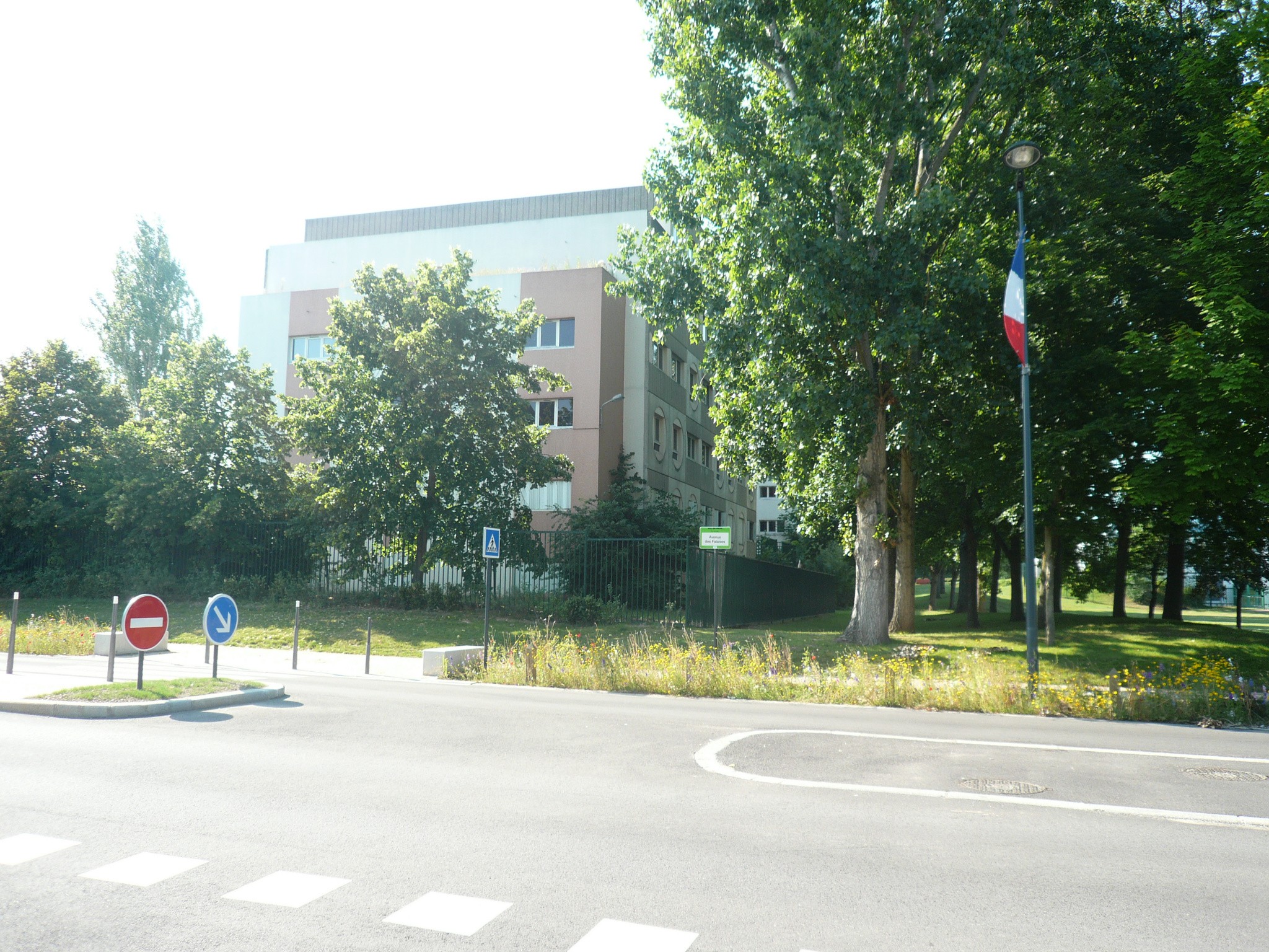 Vente Bureau / Commerce à Val-de-Reuil 0 pièce