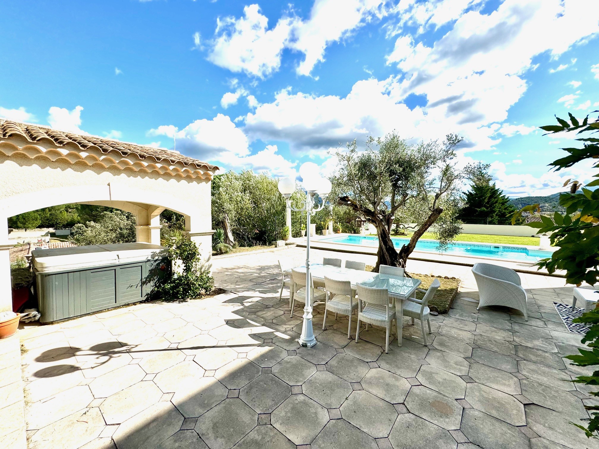 Vente Maison à Vaison-la-Romaine 6 pièces