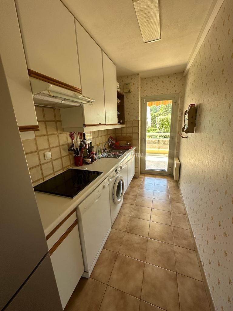 Location Appartement à Mandelieu-la-Napoule 2 pièces