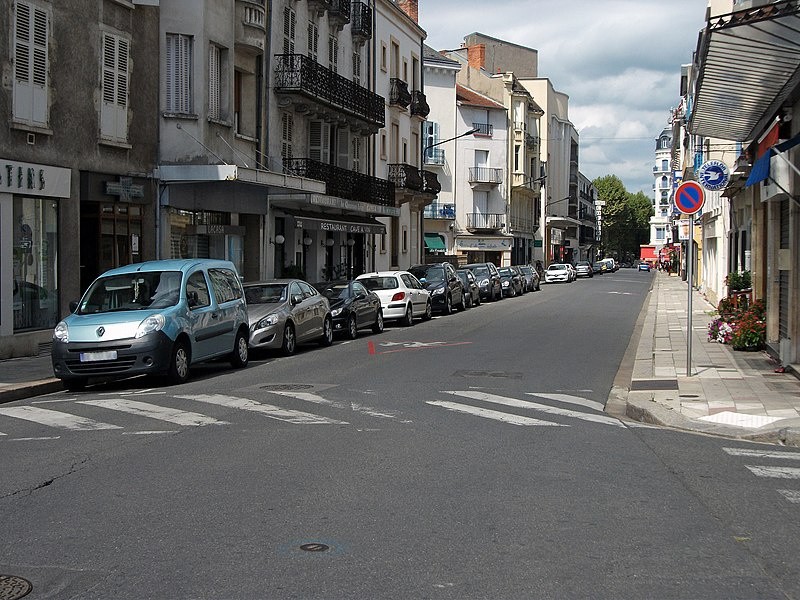 Vente Bureau / Commerce à Vichy 0 pièce