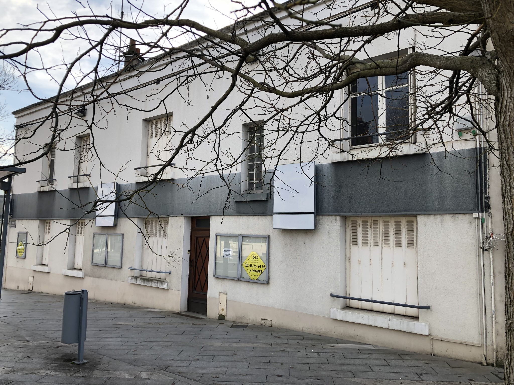 Vente Bureau / Commerce à Vierzon 0 pièce