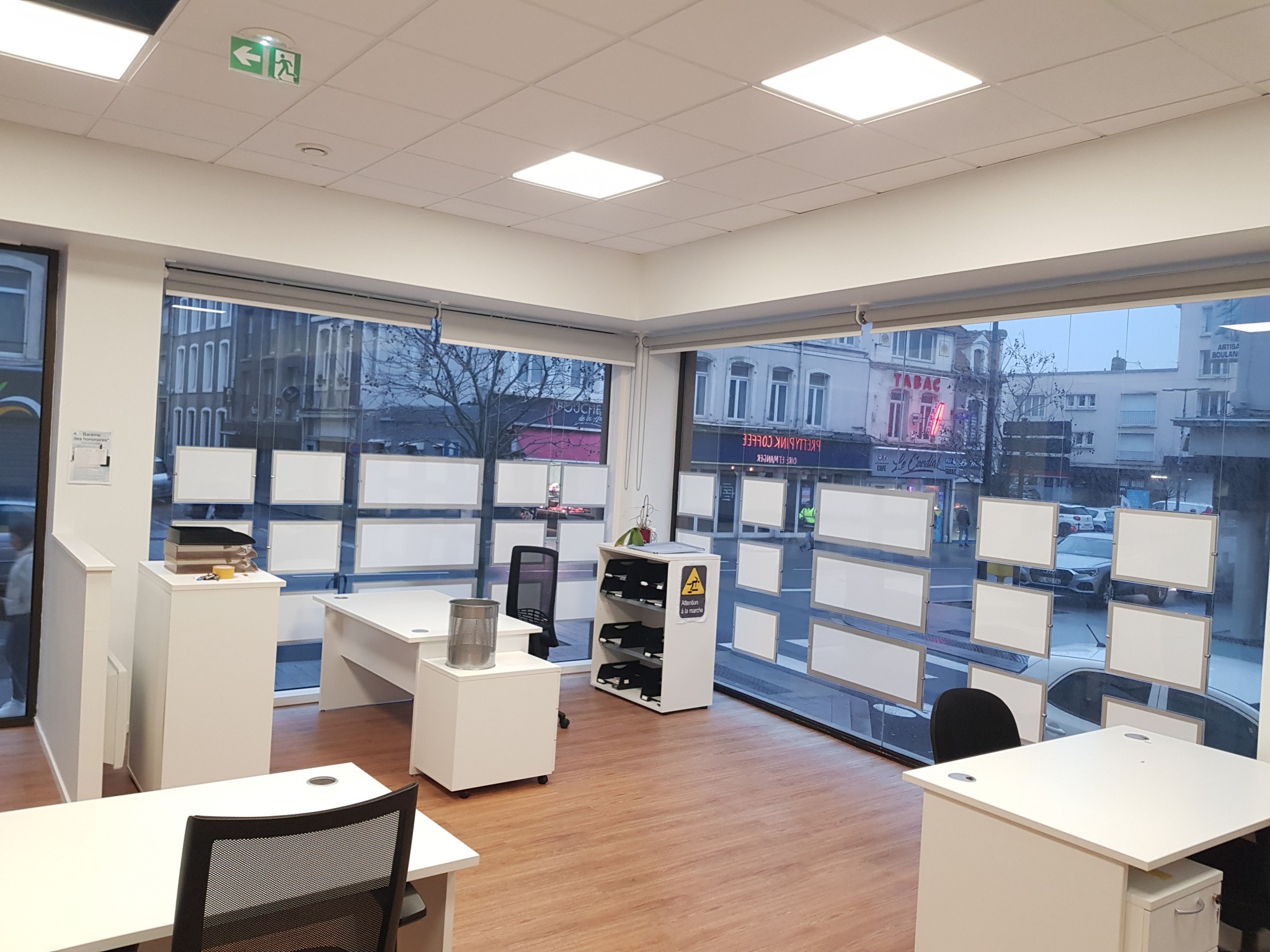 Location Bureau / Commerce à Boulogne-sur-Mer 8 pièces