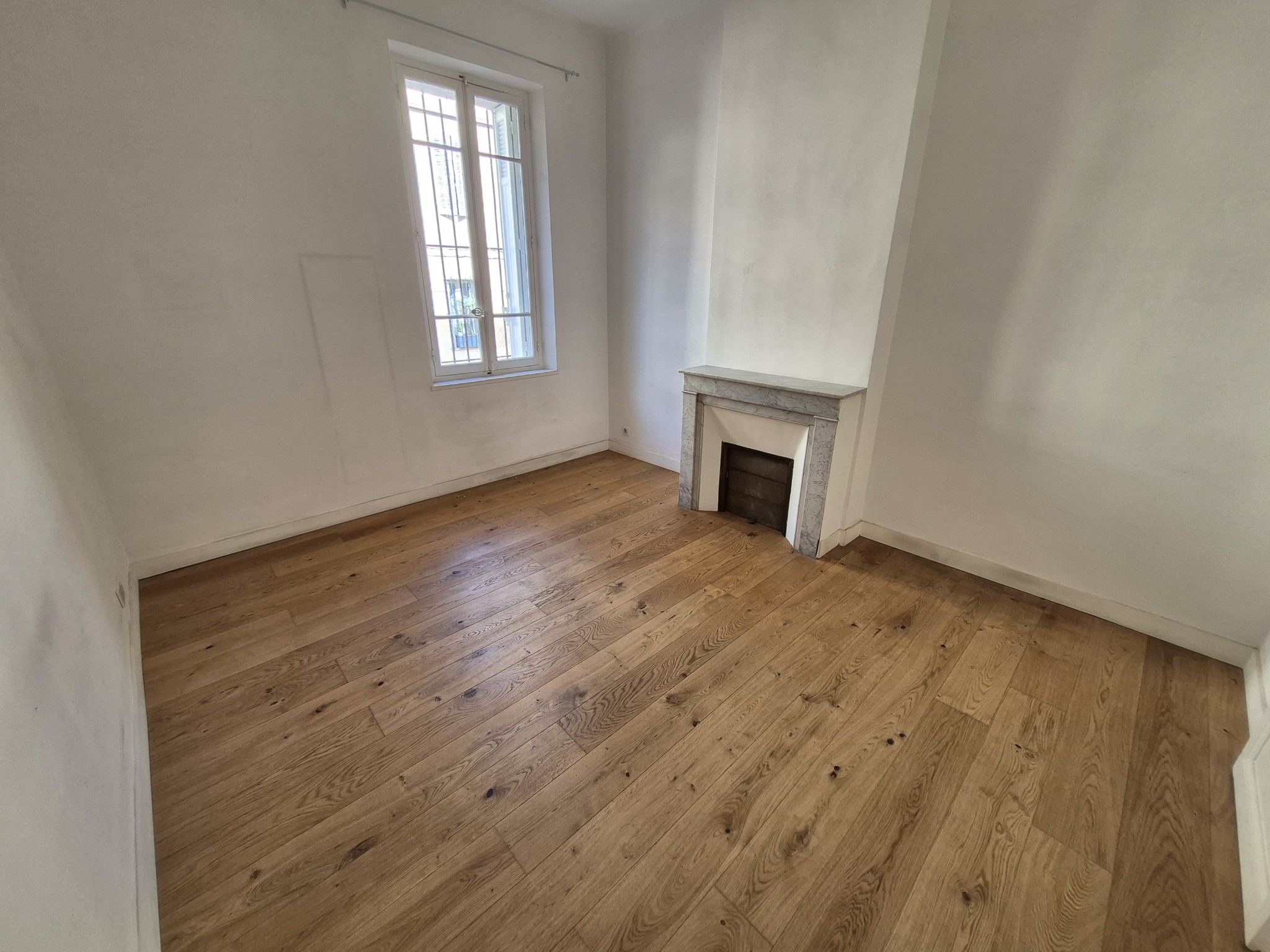 Vente Appartement à Marseille 4e arrondissement 3 pièces