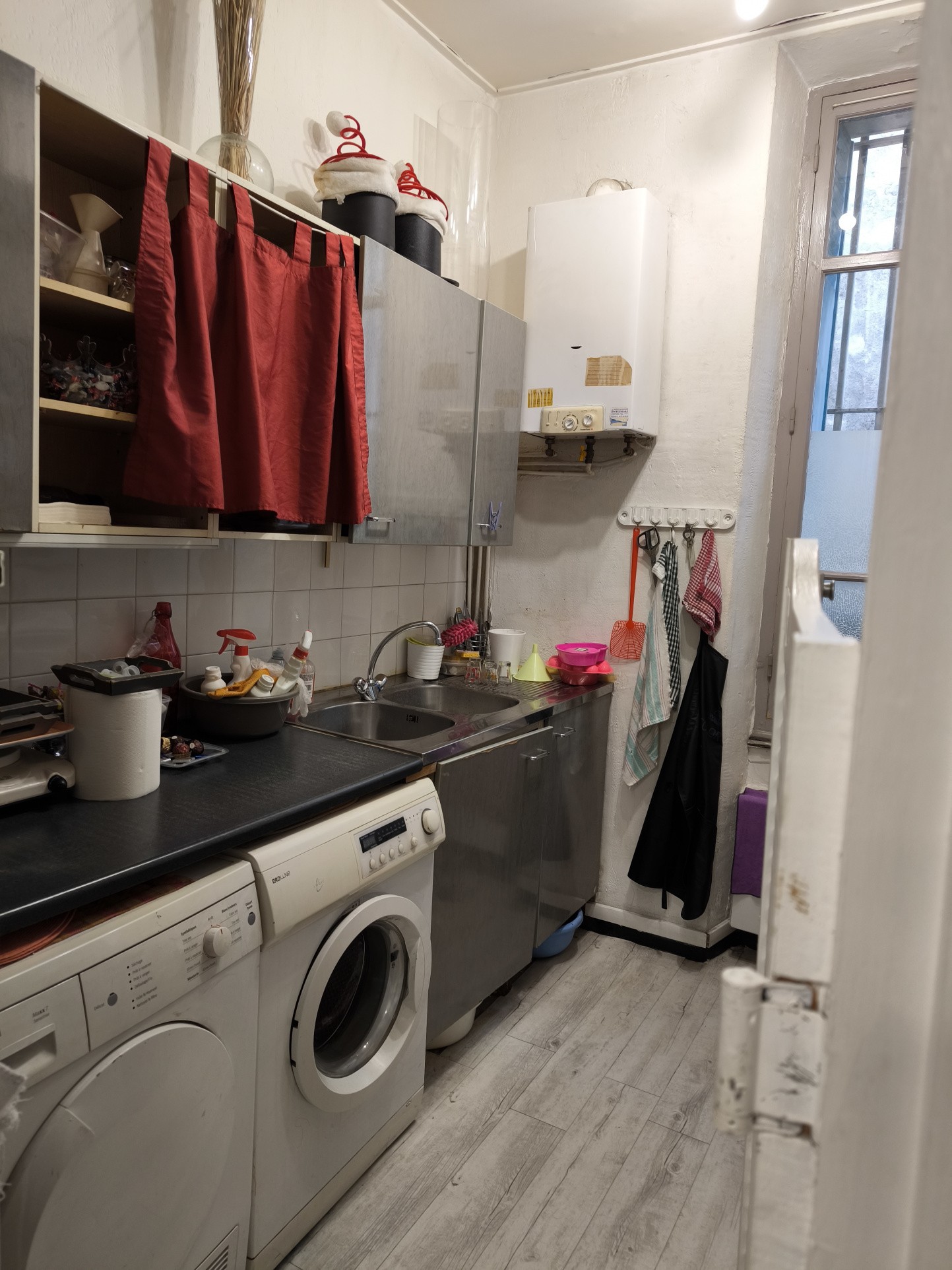 Vente Bureau / Commerce à Marseille 11e arrondissement 3 pièces