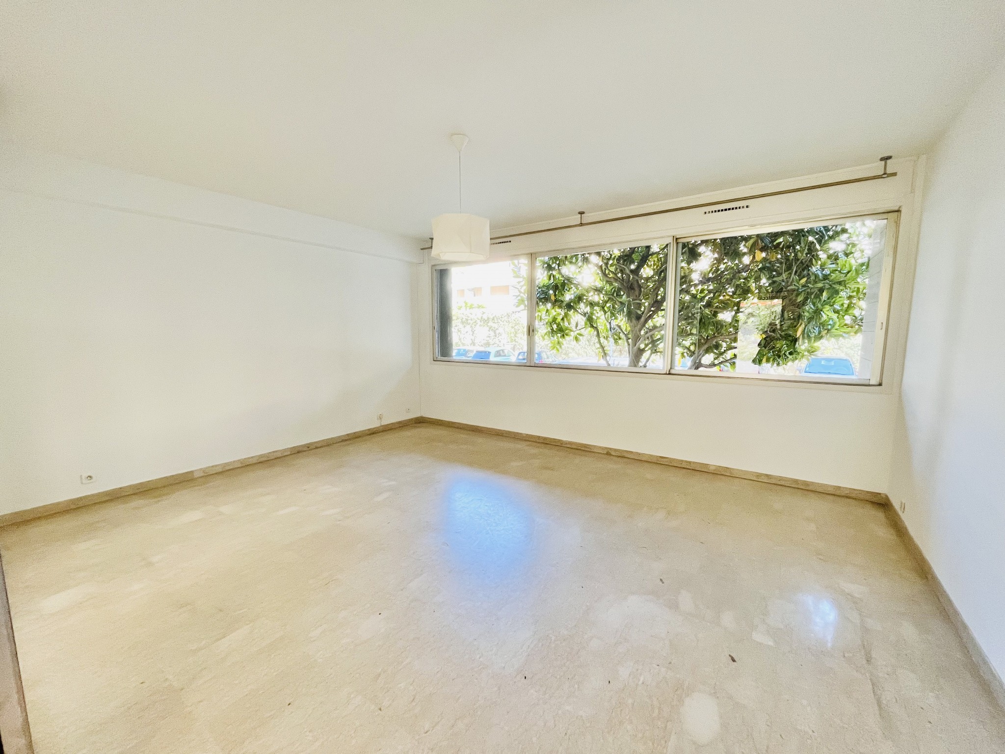 Vente Appartement à Marseille 8e arrondissement 3 pièces