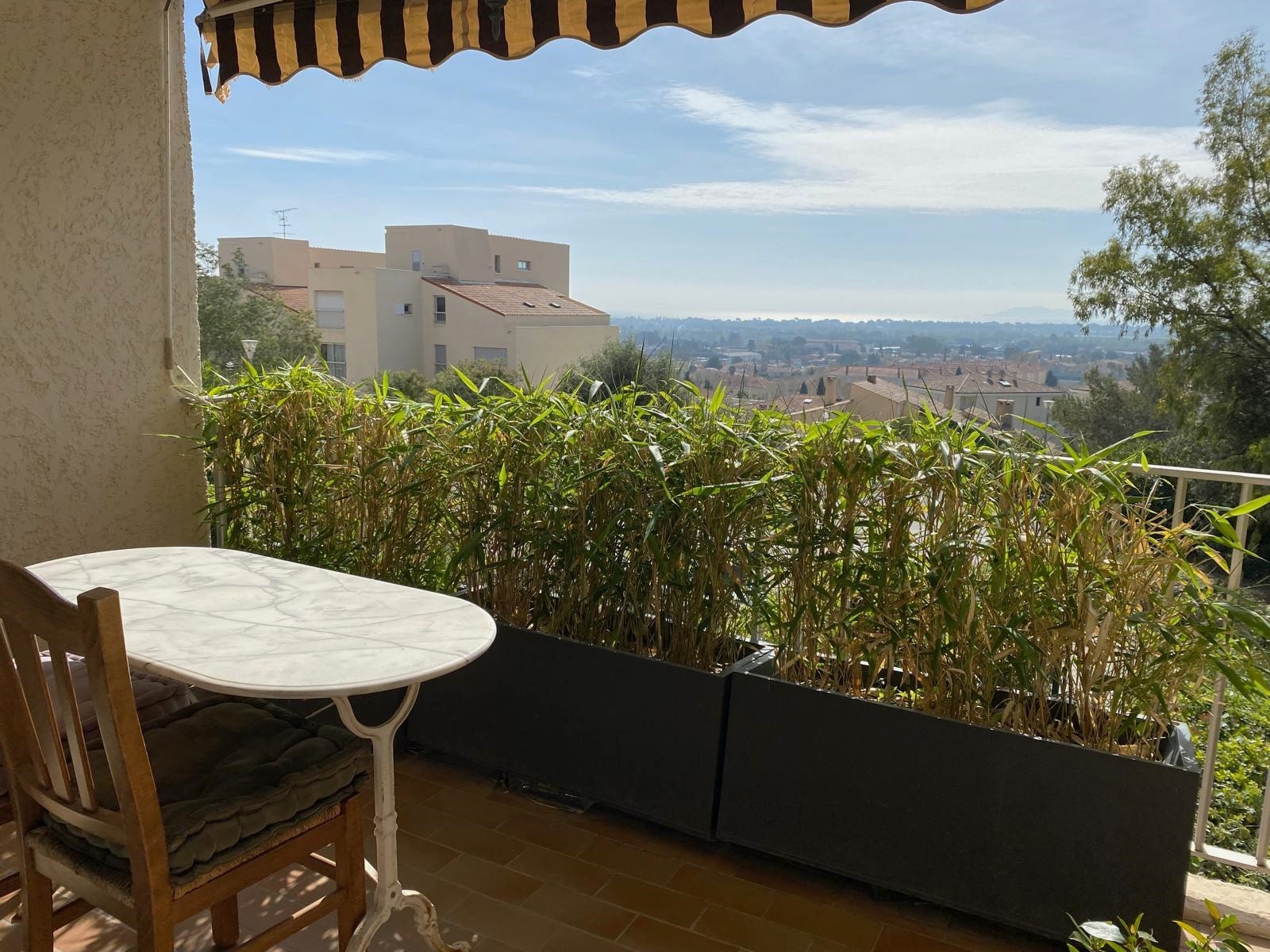 Vente Appartement à Hyères 5 pièces