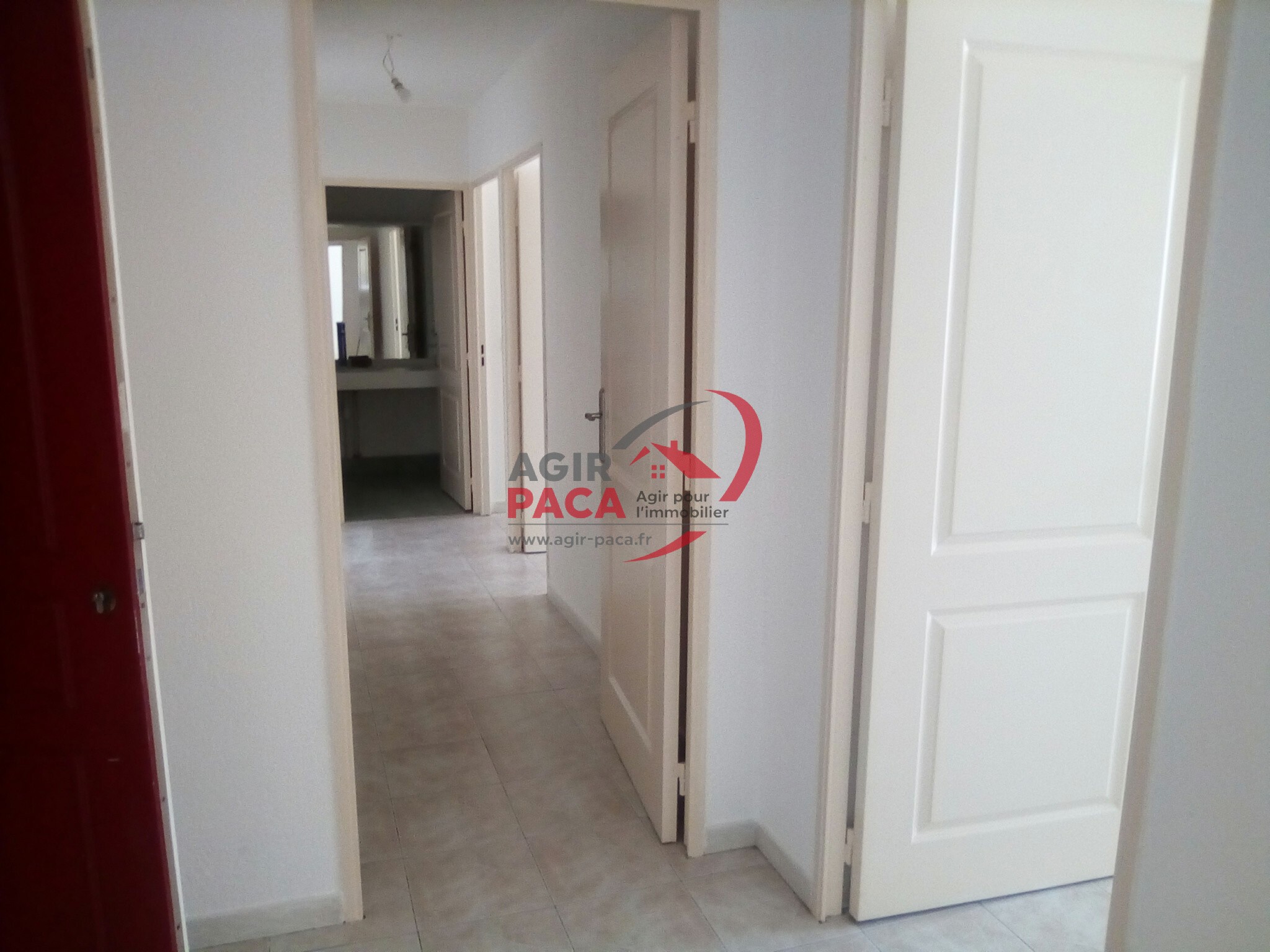 Location Appartement à Saint-Laurent-du-Var 3 pièces