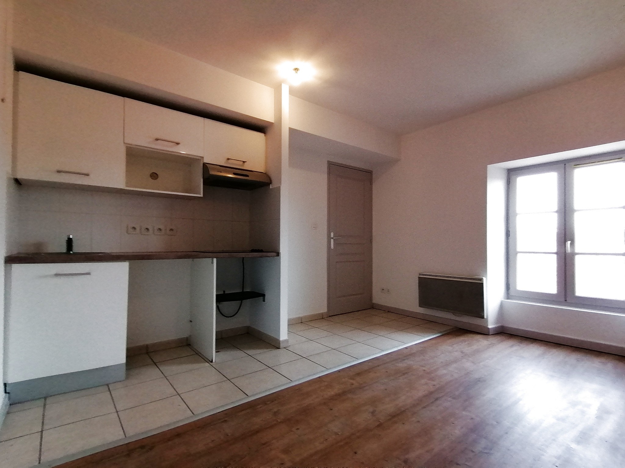 Location Appartement à Roquemaure 2 pièces