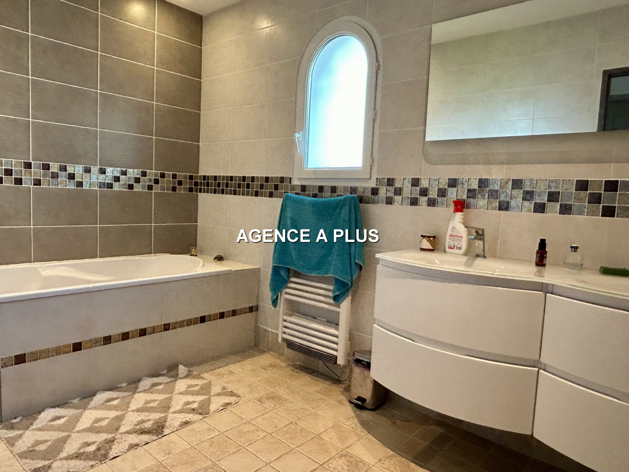 Vente Maison à Aigues-Mortes 4 pièces