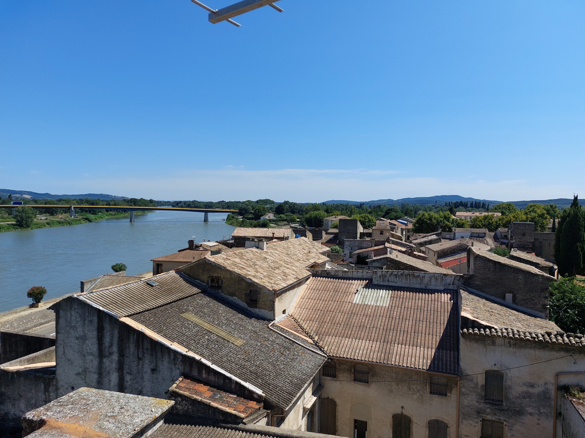 Vente Bureau / Commerce à Pont-Saint-Esprit 22 pièces