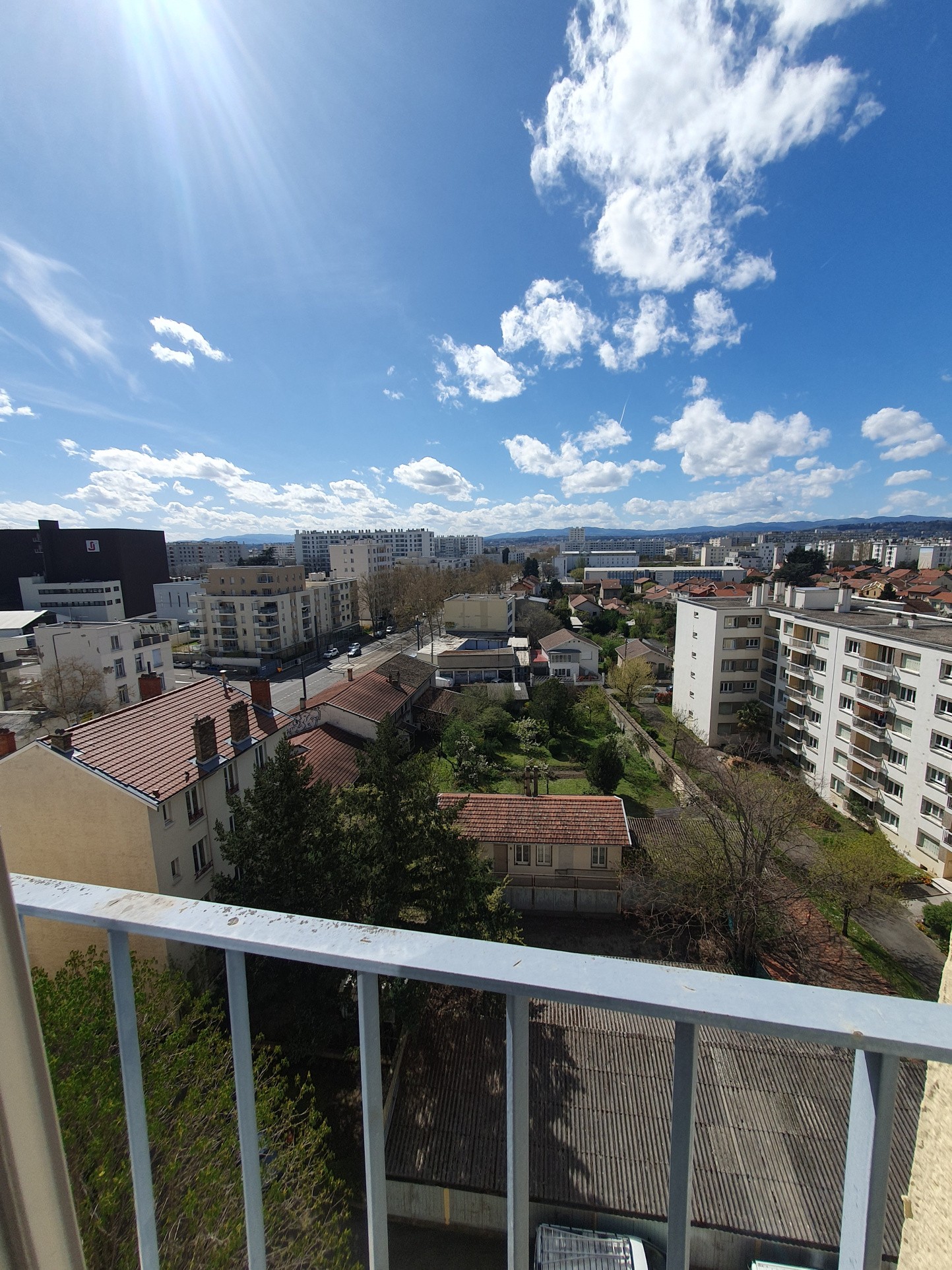 Vente Appartement à Lyon 8e arrondissement 3 pièces