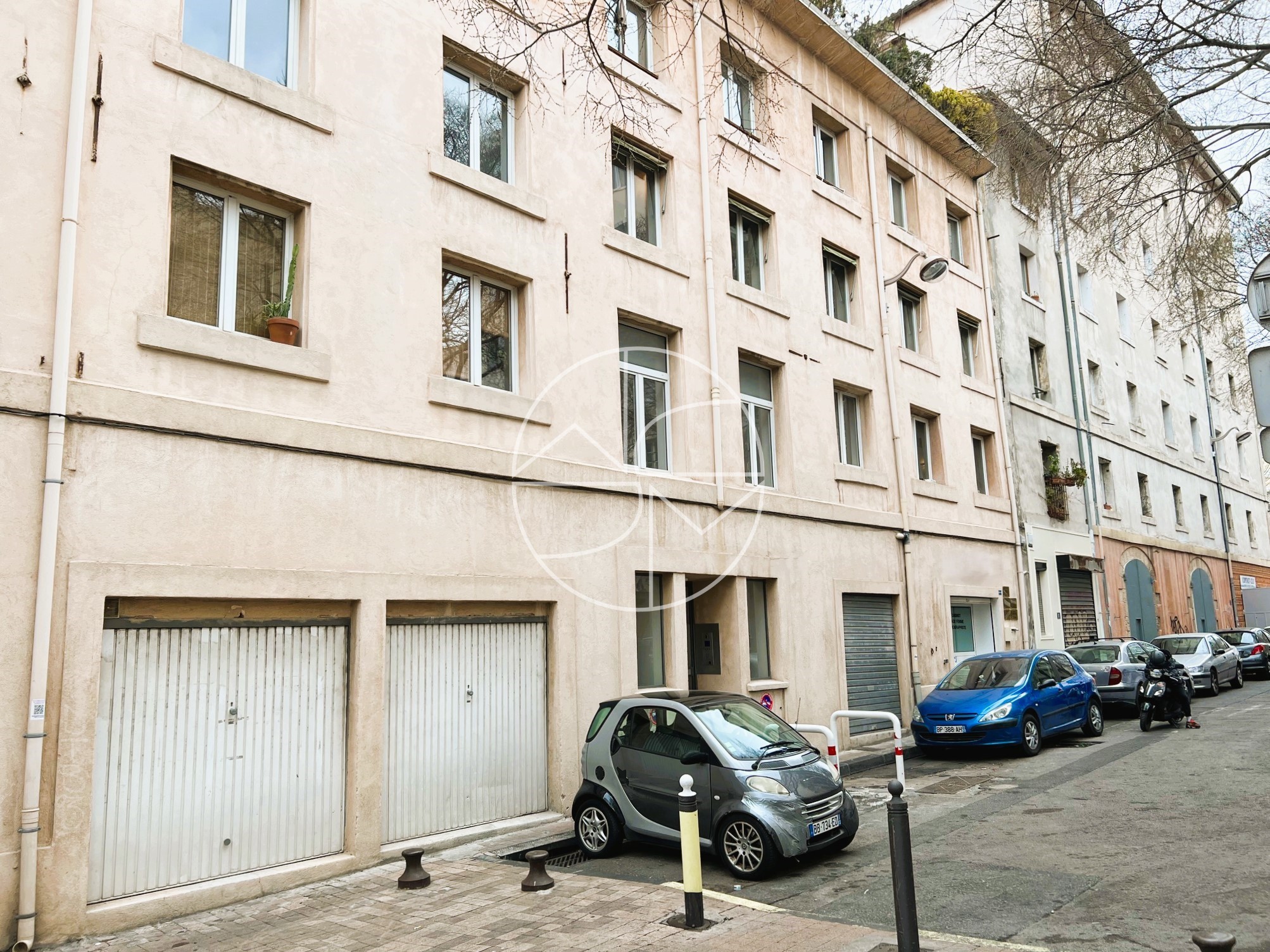 Vente Bureau / Commerce à Marseille 2e arrondissement 2 pièces