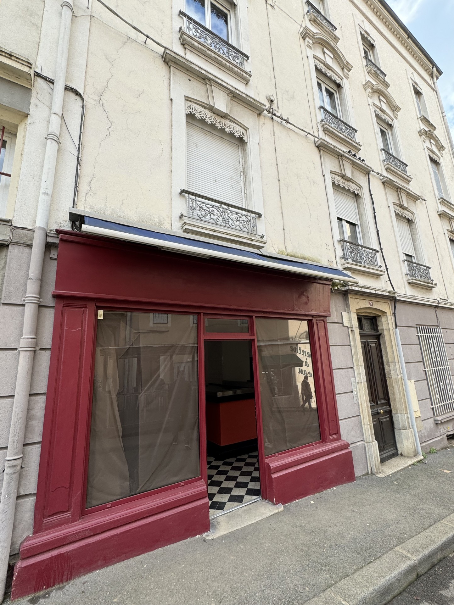 Location Bureau / Commerce à Annonay 0 pièce