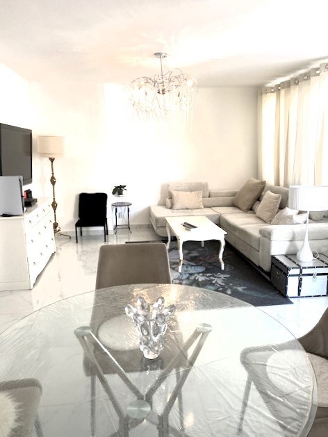 Vente Appartement à Marseille 6e arrondissement 3 pièces